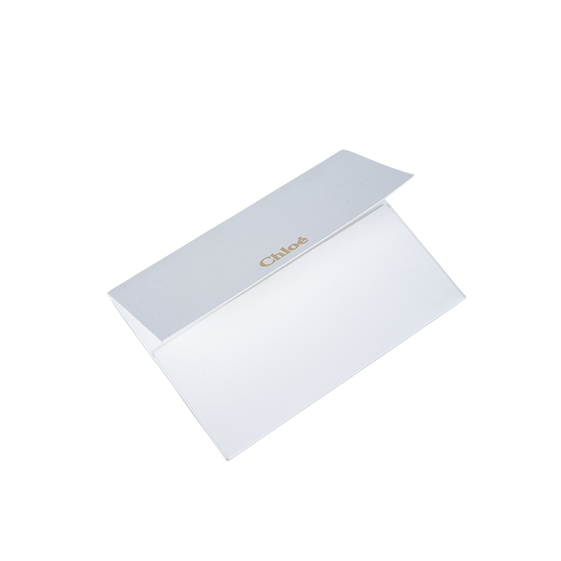 علامات تعليق من الورق المقوى الأبيض مزدوجة الطبقة لتغليف الملابس