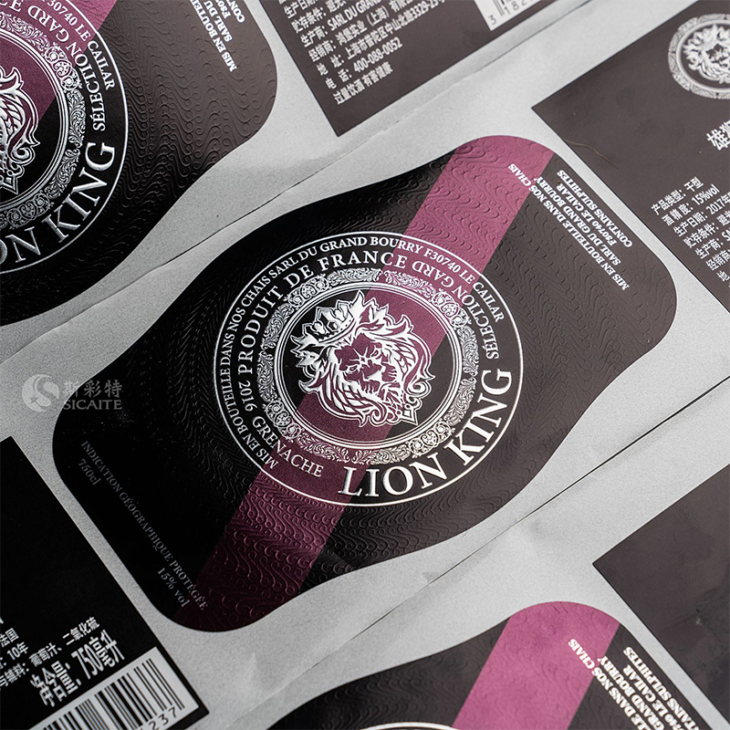 ملصق زجاجة نبيذ منقوش برقائق غير لامعة